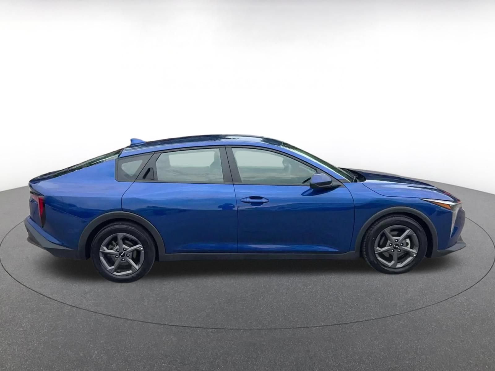 Used 2025 Kia K4 FWD image 16