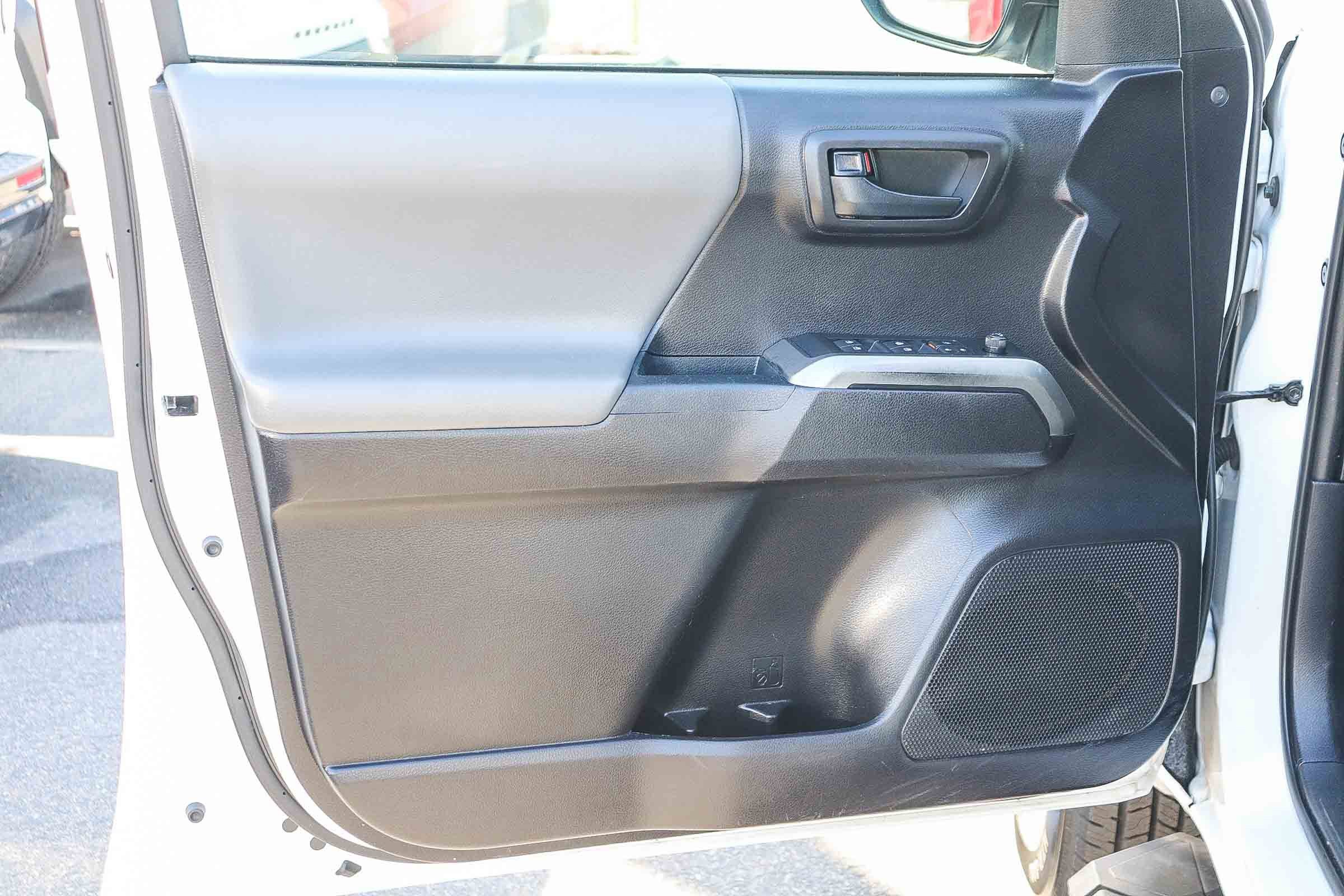 Certified 2020 Toyota Tacoma SR5 image 22