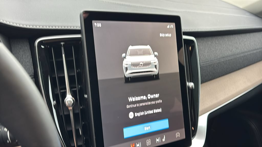 New 2026 Volvo XC90 B5 Core AWD/4WD image 19