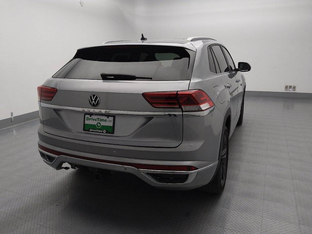 Used 2020 Volkswagen Atlas Cross Sport SE w/ Panoramic Sunroof Package FWD image 7