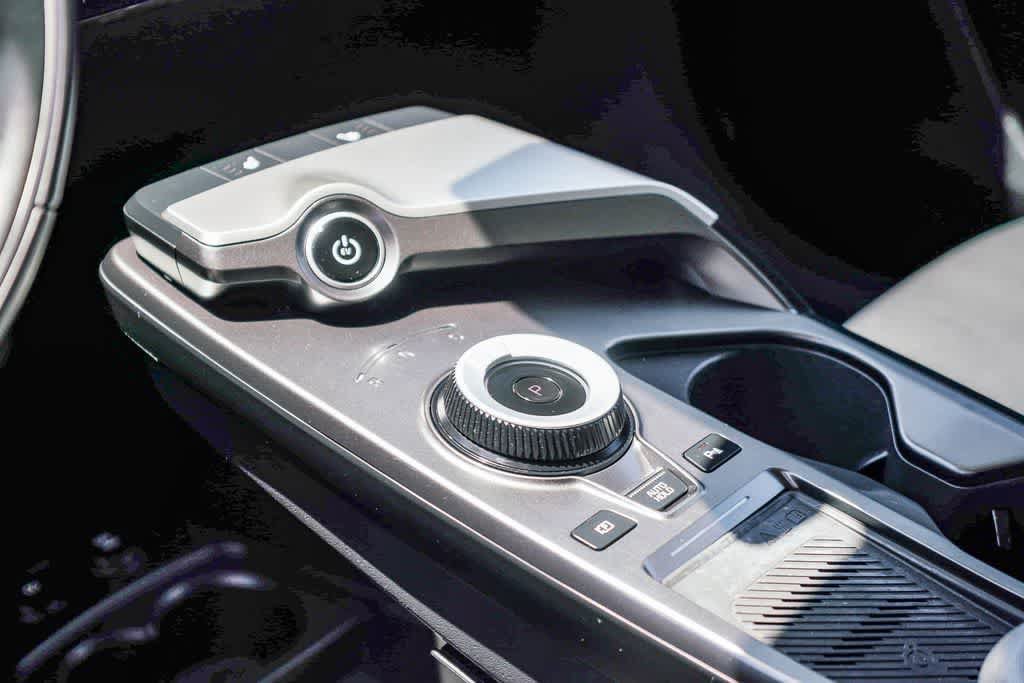 Certified 2023 Kia EV6 Light RWD image 18