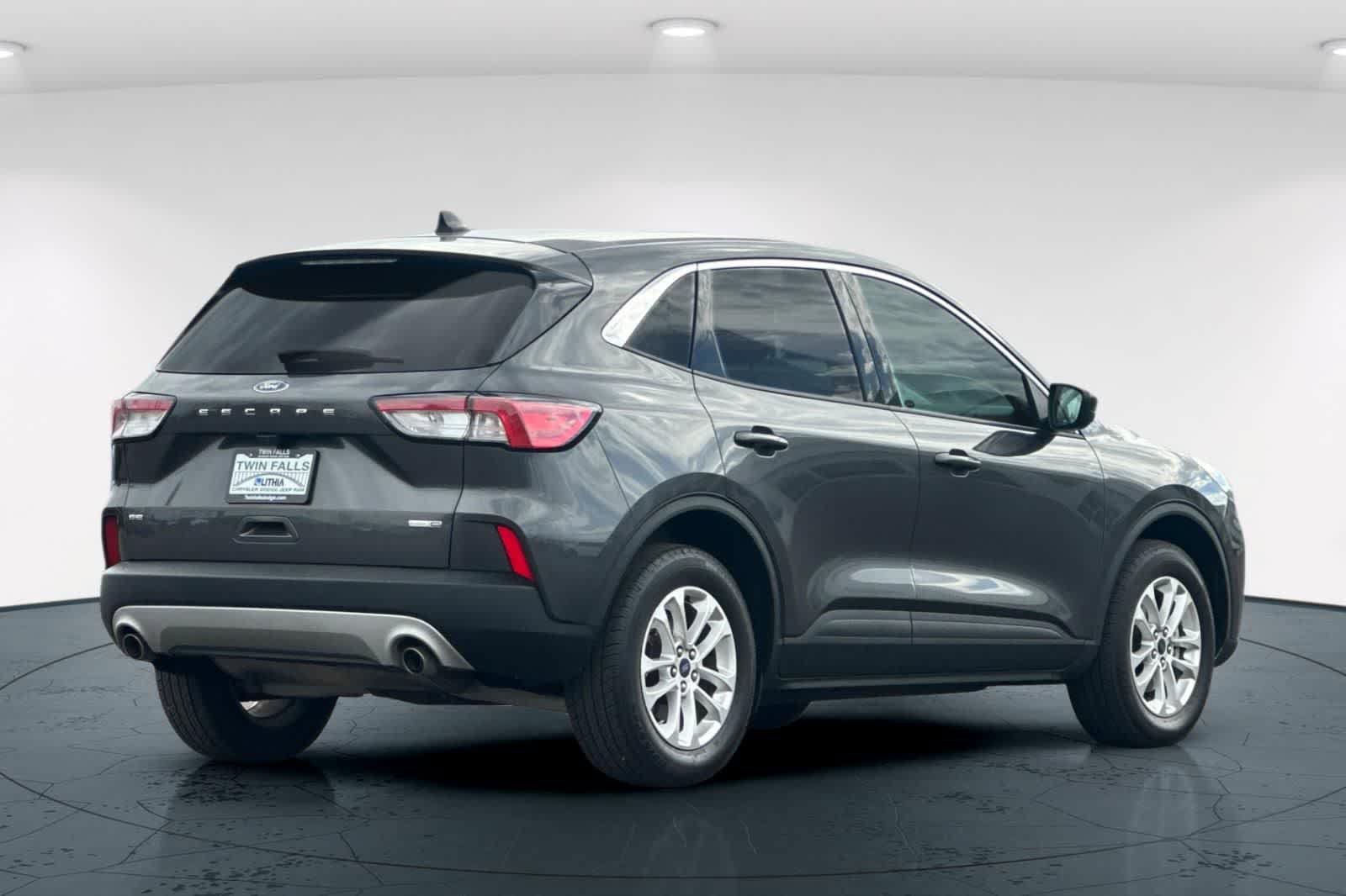 Used 2020 Ford Escape SE AWD/4WD image 2