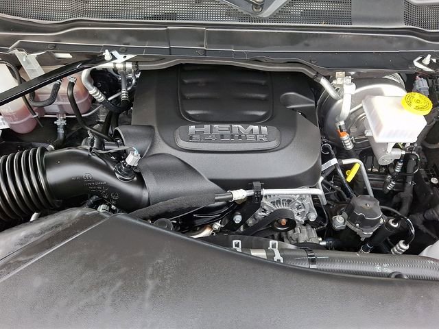 Used 2024 RAM 2500 Tradesman w/ Chrome Appearance Group image 28