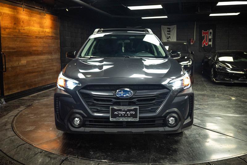 Used 2024 Subaru Outback Premium AWD/4WD image 4
