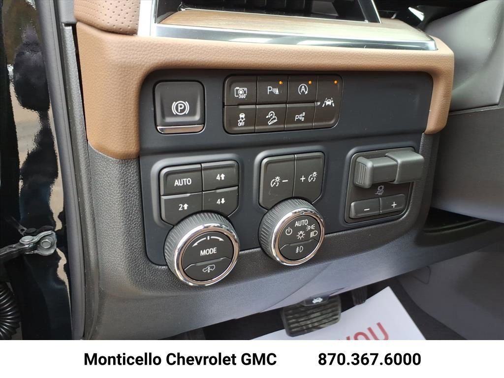 New 2026 Chevrolet Tahoe High Country AWD/4WD image 17