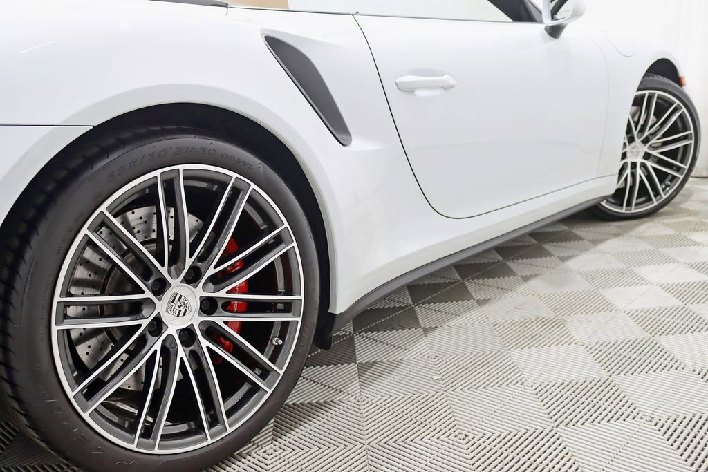 Used 2018 Porsche 911 Turbo image 12