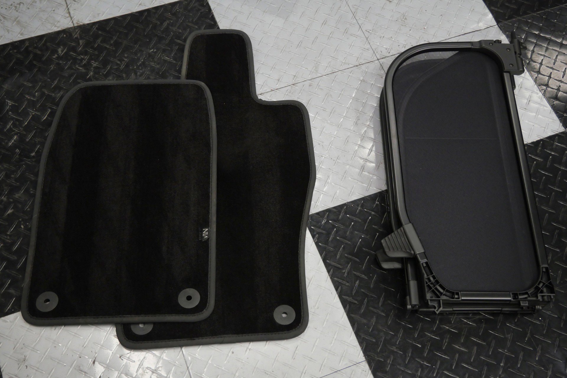 Used 2019 Aston Martin DB11 Volante image 34