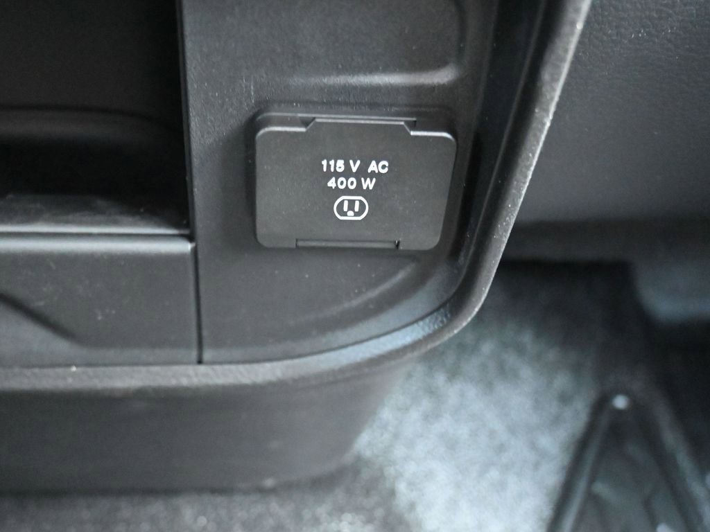 New 2025 RAM 5500 Tradesman image 31