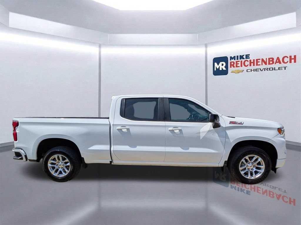 Used 2023 Chevrolet Silverado 1500 RST AWD/4WD image 3