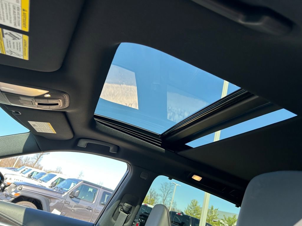 Used 2023 INFINITI QX60 Autograph w/ Cargo Package image 23