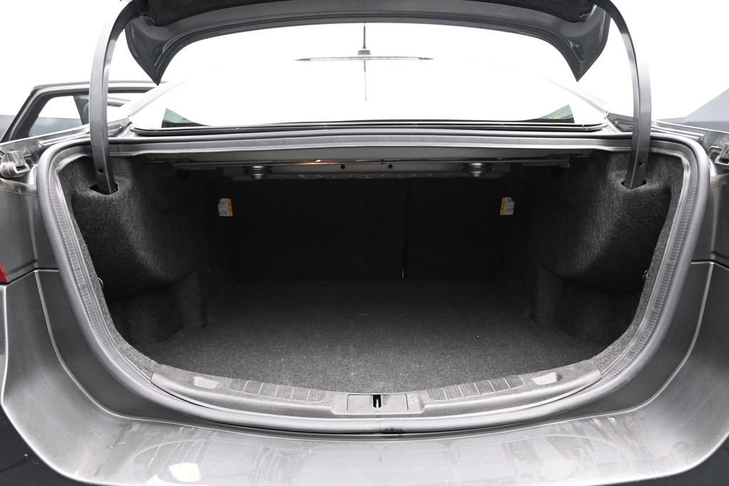 Used 2016 Ford Fusion SE FWD image 24