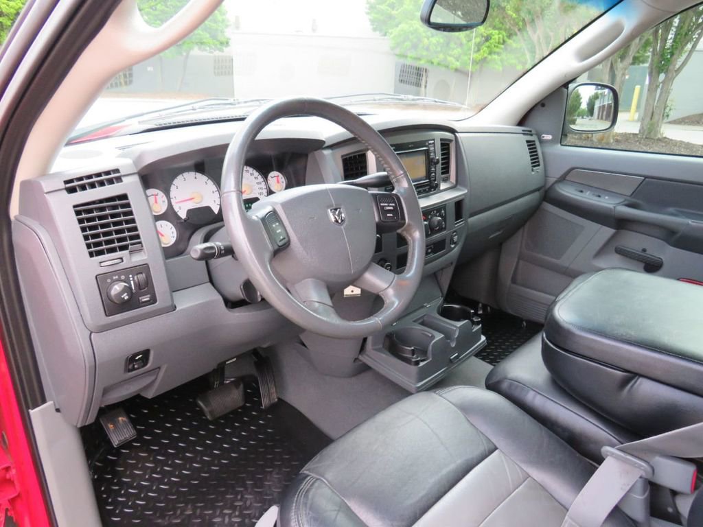 Used 2007 Dodge Ram 1500 Truck SLT image 11