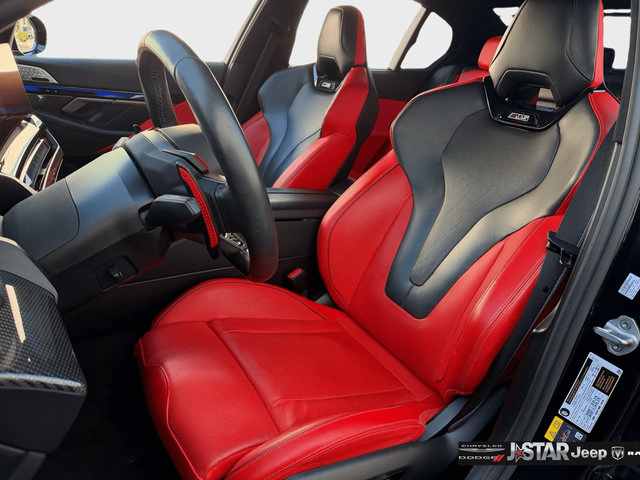 Used 2025 BMW M5 w/ Carbon Package AWD/4WD image 11