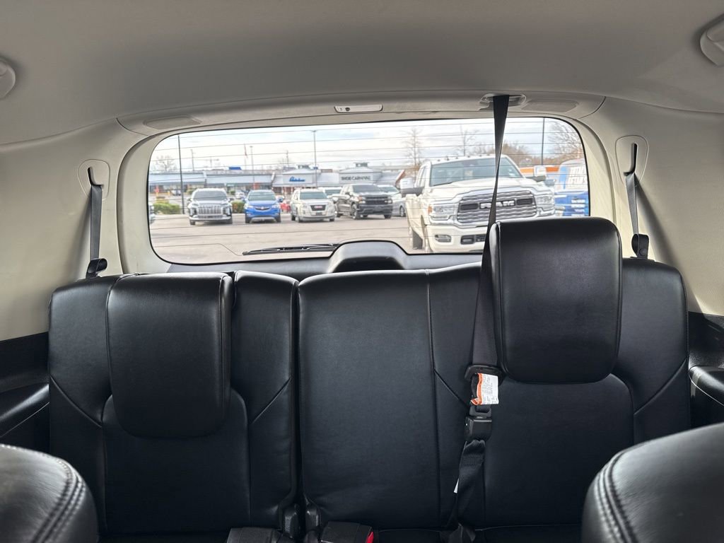 Used 2024 Nissan Armada SL w/ Captain's Chairs Package image 28