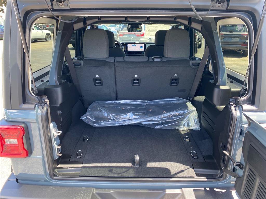 New 2026 Jeep Wrangler Unlimited Sport AWD/4WD image 14