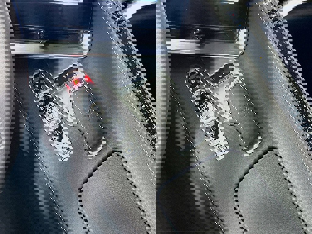 Certified 2024 Chevrolet Corvette Stingray 1LT w/ Battery Protection Package image 12