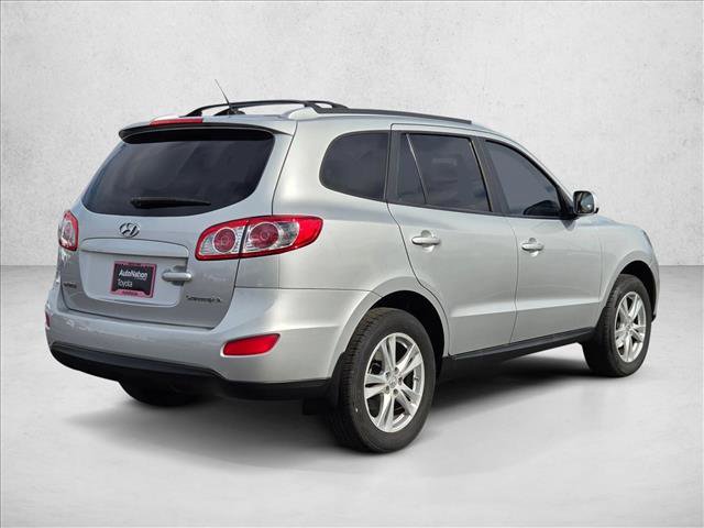 Used 2011 Hyundai Santa Fe SE image 5