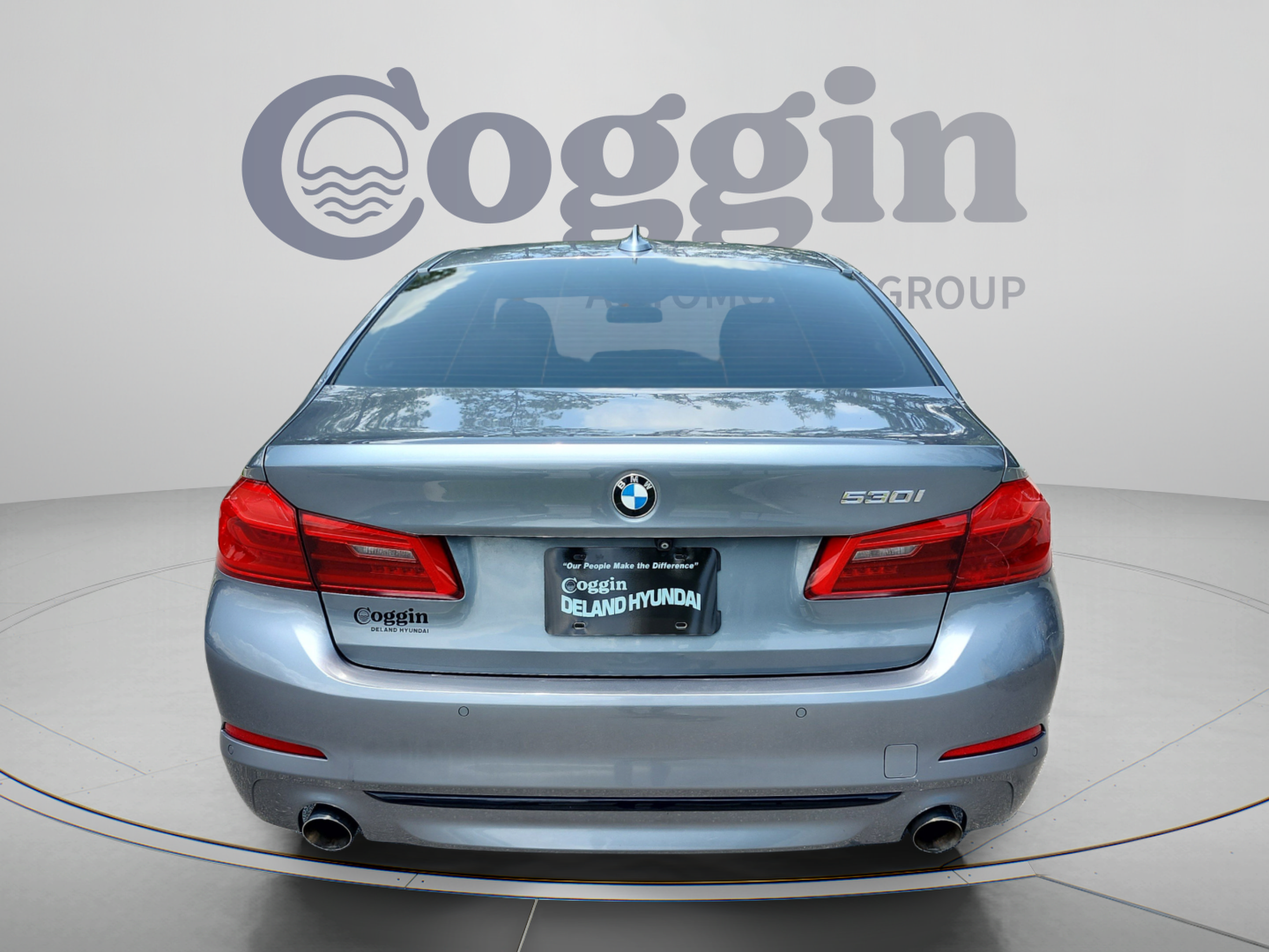 Used 2020 BMW 530i w/ Premium Package RWD image 4