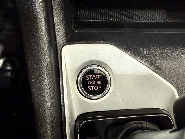 Used 2025 Nissan Altima 2.5 SV FWD image 38