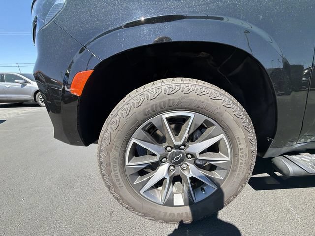Used 2024 Chevrolet Tahoe Z71 AWD/4WD image 16
