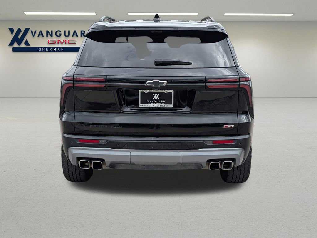 Used 2024 Chevrolet Traverse Z71 w/ Enhanced Driving Package image 6