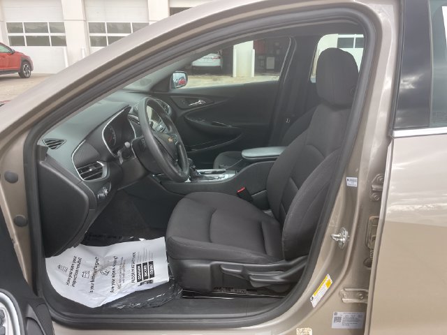 Used 2024 Chevrolet Malibu LS FWD image 19