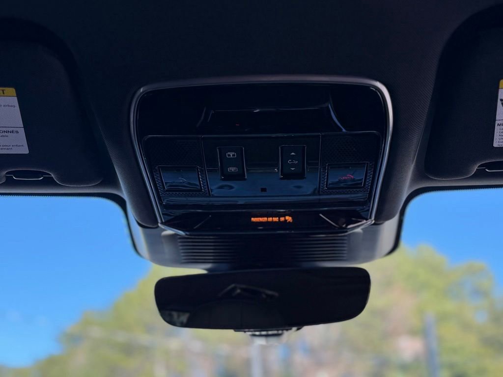 Used 2024 Land Rover Range Rover Sport SE image 48