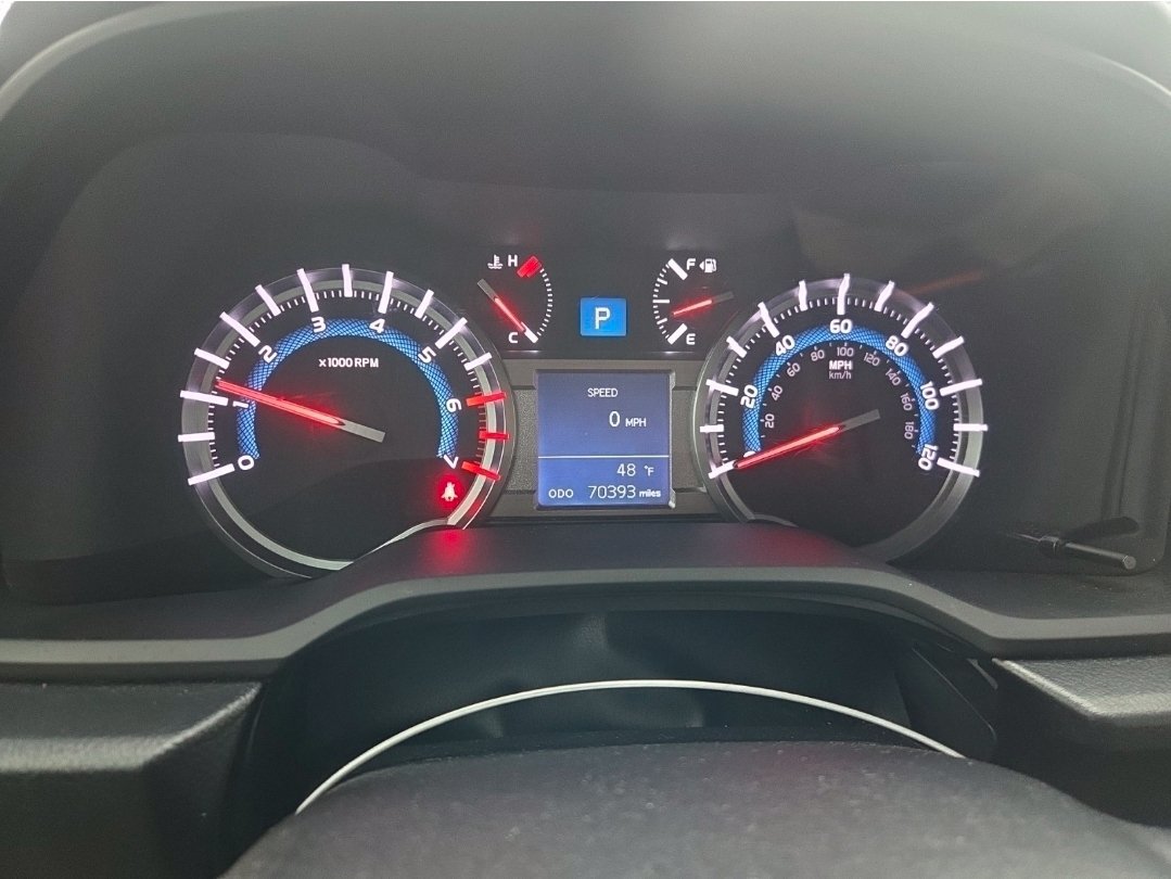 Used 2019 Toyota 4Runner TRD Off-Road AWD/4WD image 10