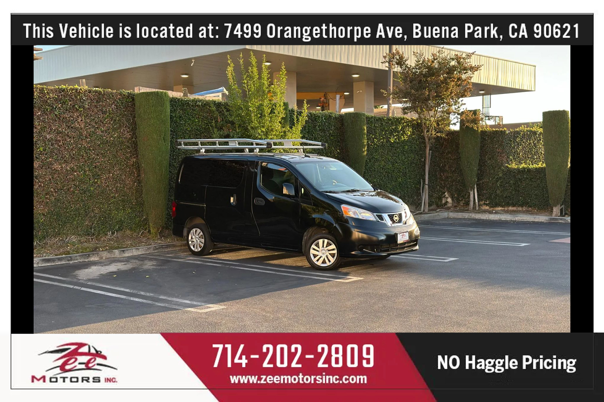 Used 2018 Nissan NV200 SV w/ Navigation Package image 2