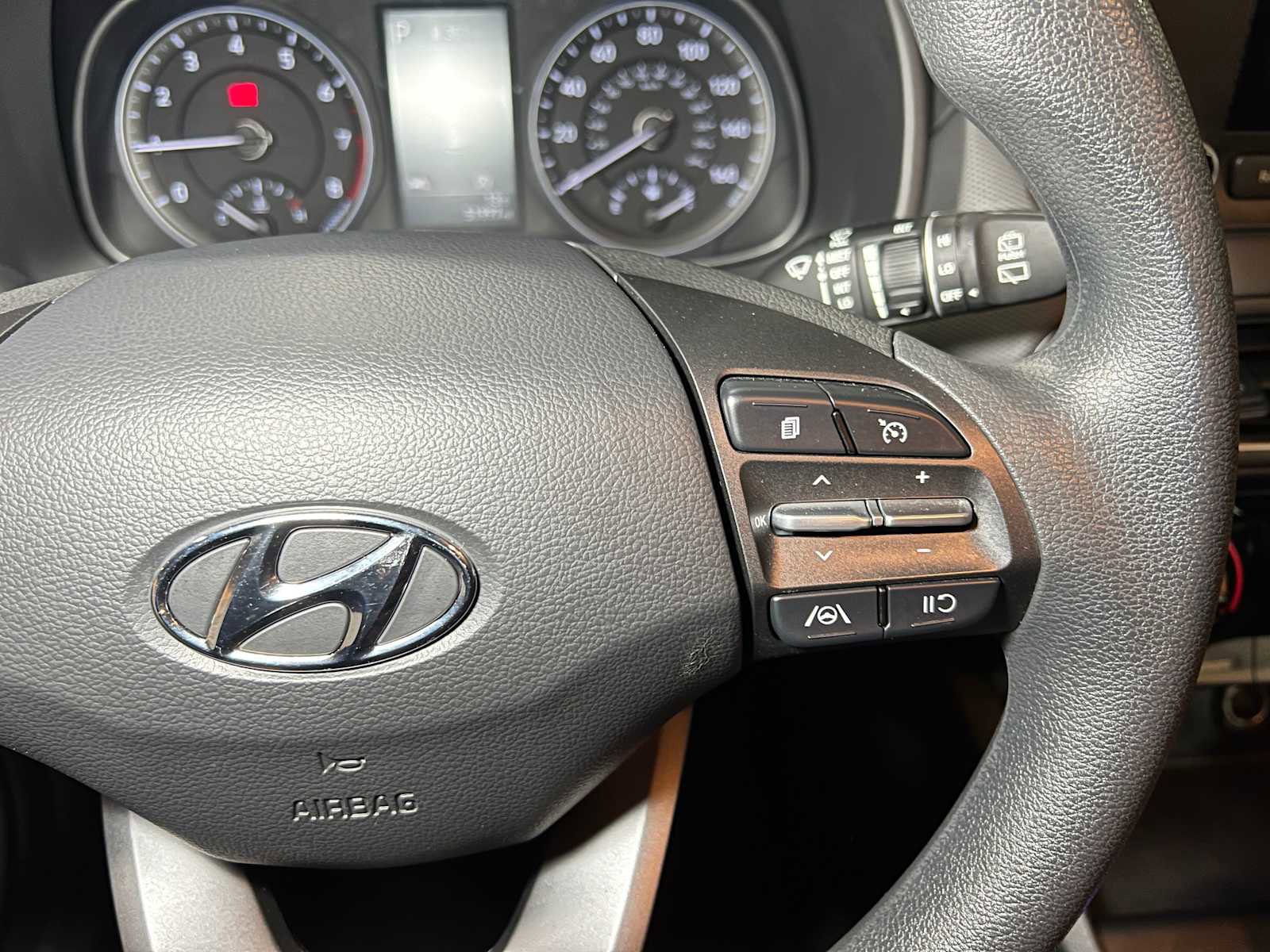 Used 2023 Hyundai Kona SEL w/ Cargo Package image 28