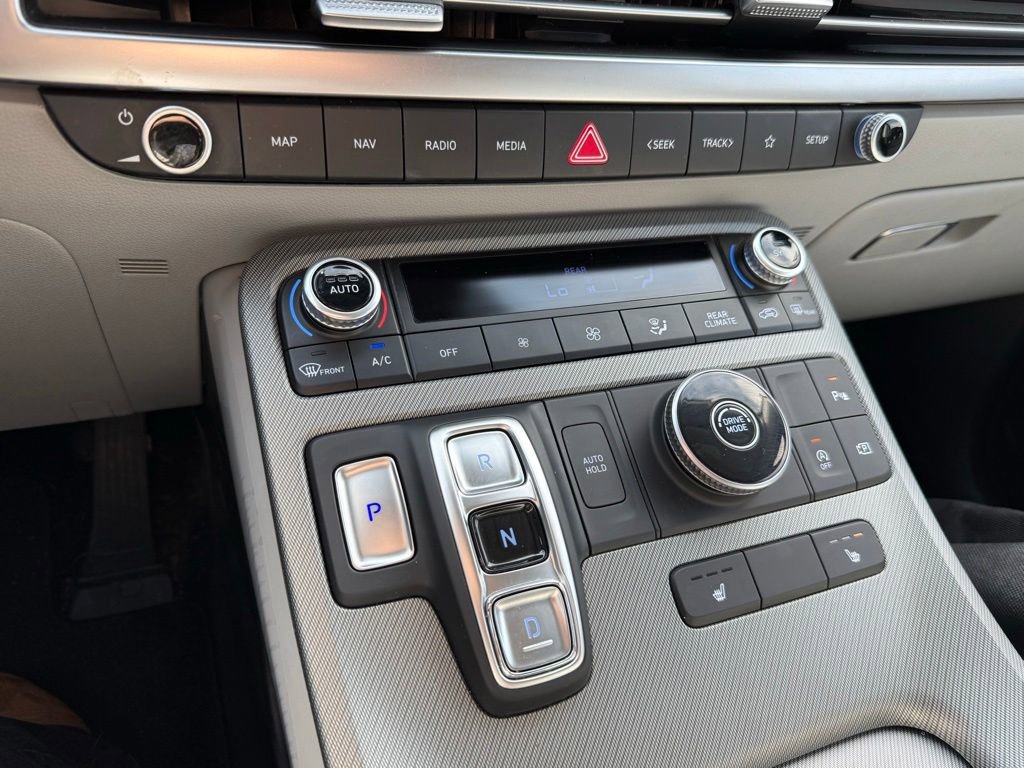 Used 2024 Hyundai Palisade SEL FWD image 17