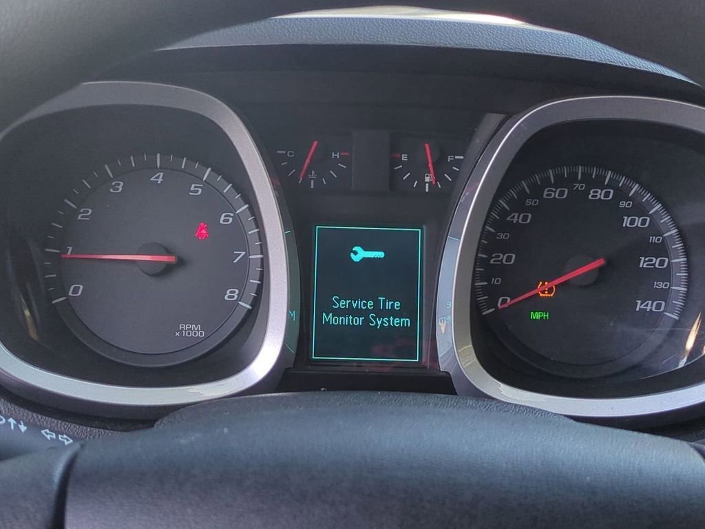 Used 2015 Chevrolet Equinox LS AWD/4WD image 17