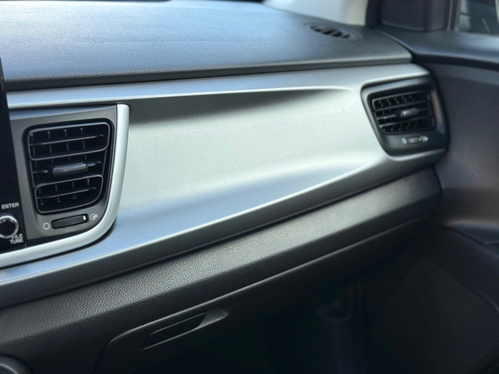 Used 2023 Kia Rio S image 18