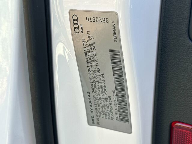 Used 2024 Audi S4 Premium Plus w/ Premium Plus Package image 36