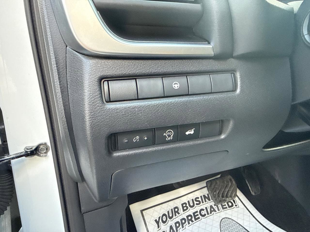 Used 2024 Nissan Rogue SV image 16