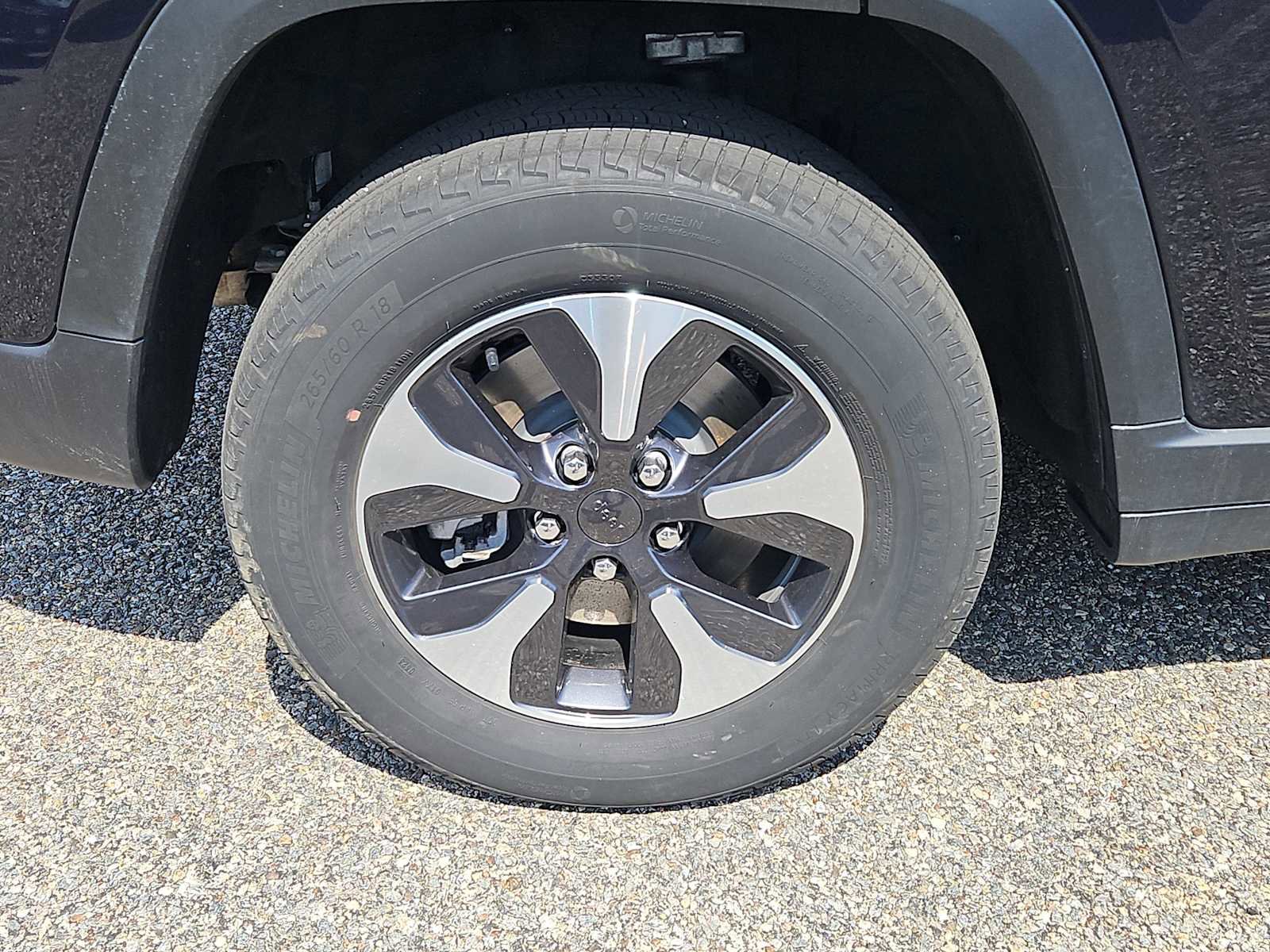 Used 2023 Jeep Grand Cherokee 4WD 4xe image 9