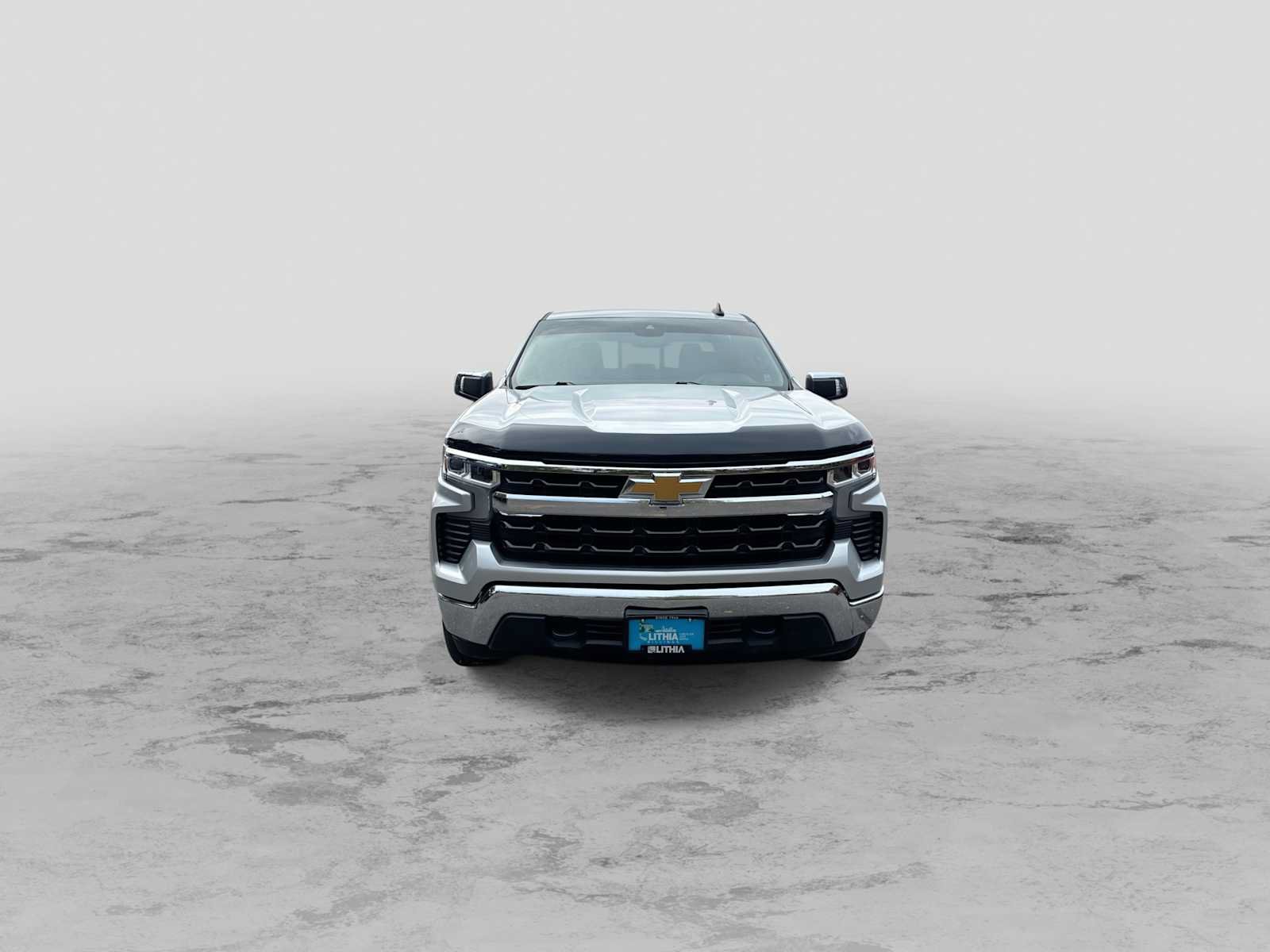 Used 2022 Chevrolet Silverado 1500 LT w/ Max Trailering Package AWD/4WD image 3