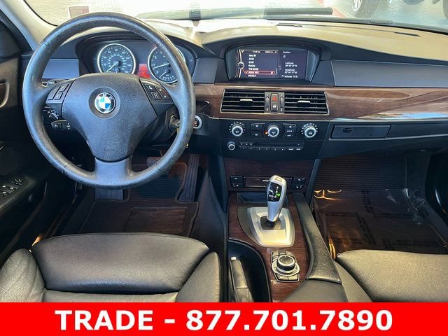 Used 2010 BMW 535i xDrive Wagon image 10