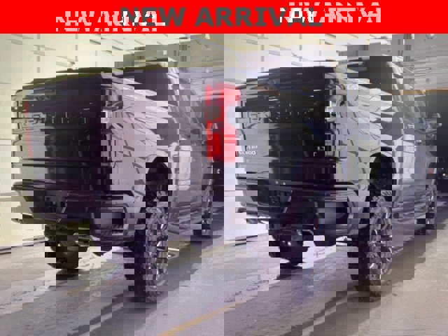 Used 2024 Chevrolet Silverado 1500 LT Trail Boss w/ Convenience Package II image 6