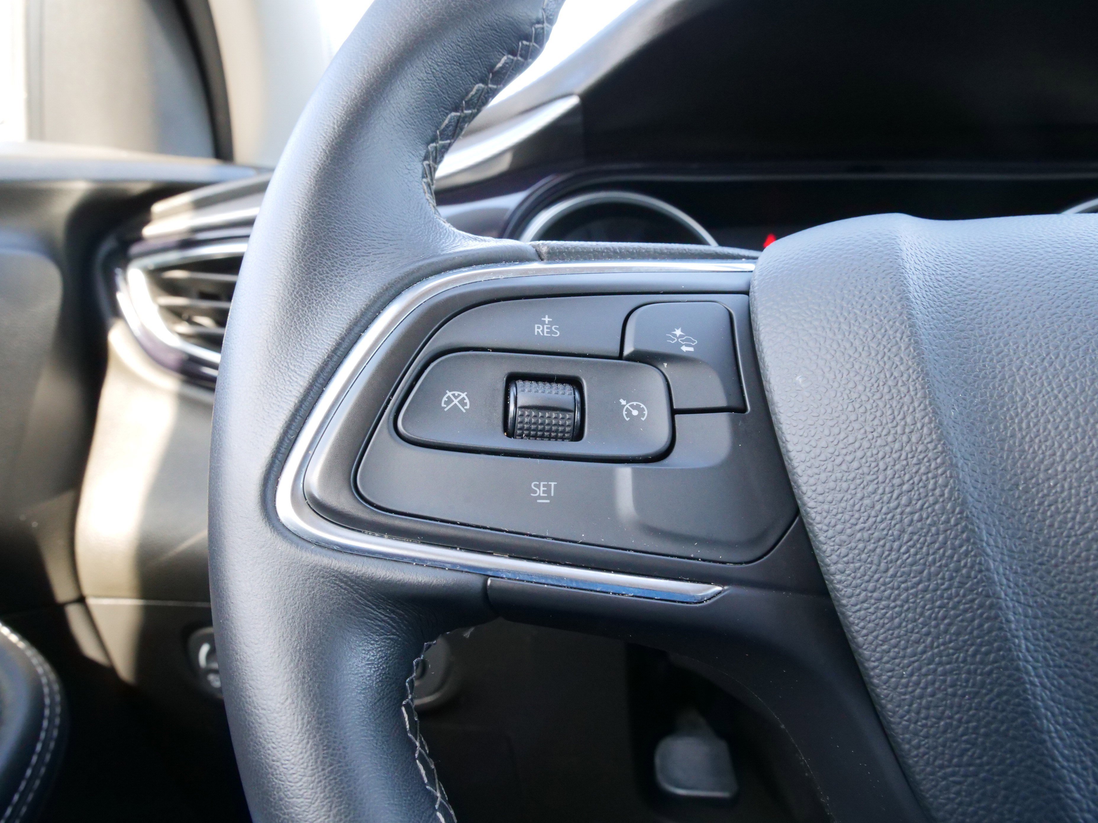 Certified 2021 Buick Encore GX Preferred w/ Cold Weather Comfort Package image 20