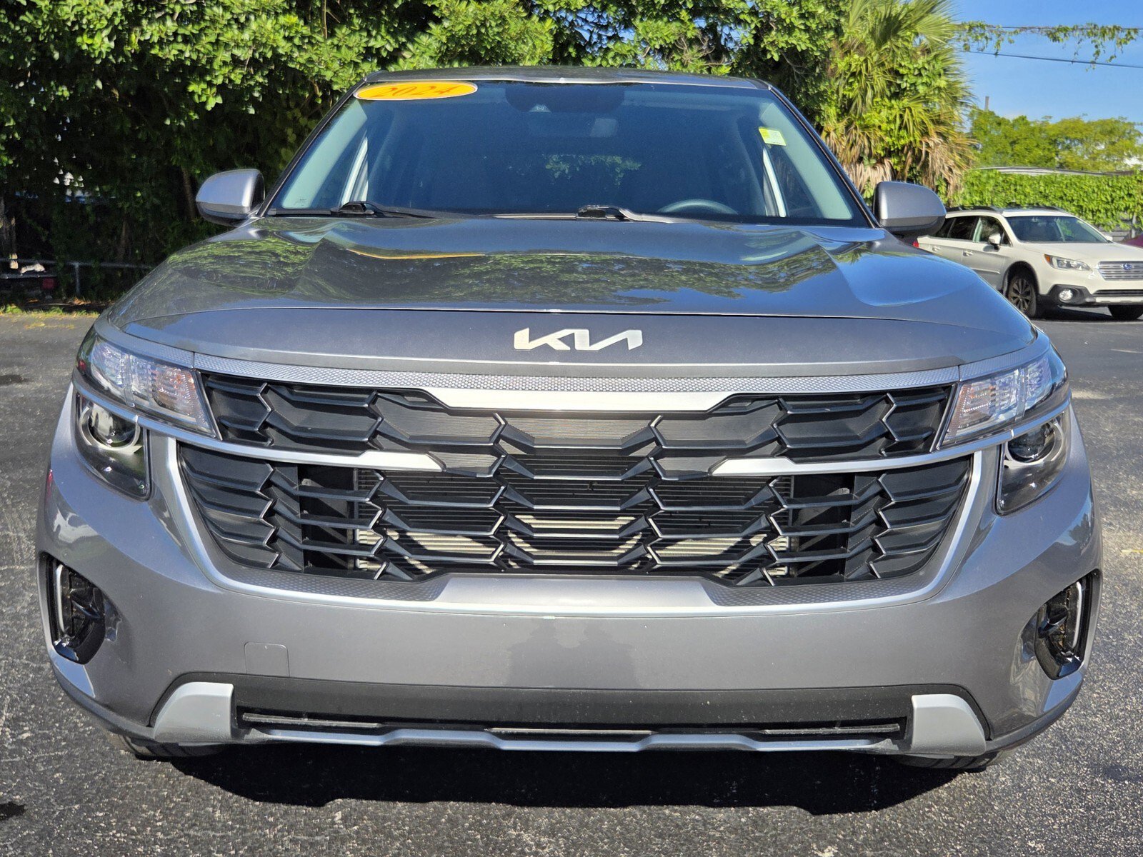 Used 2024 Kia Seltos LX AWD/4WD image 8