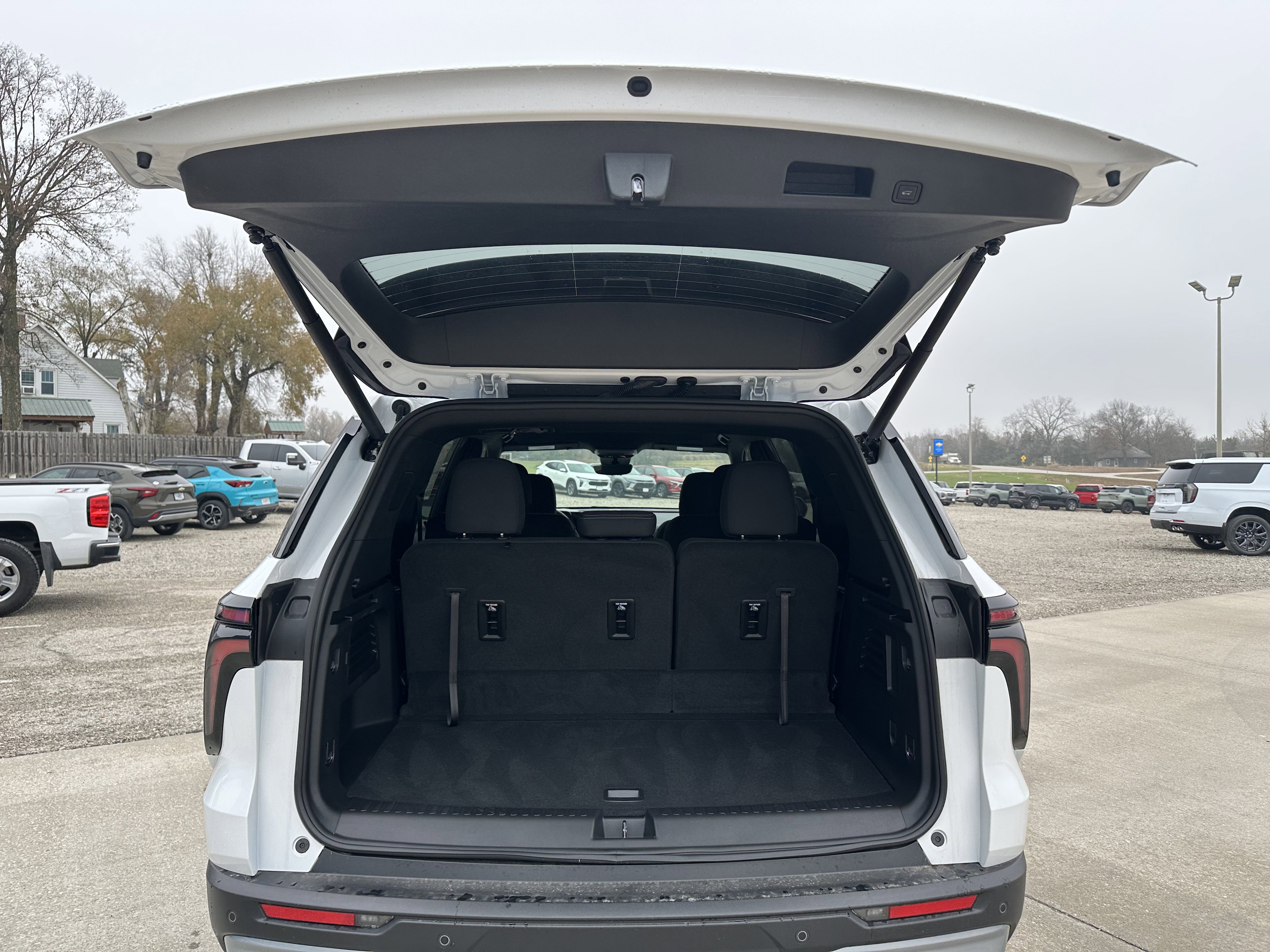 New 2026 Chevrolet Traverse LT w/ Driver Confidence Package image 28