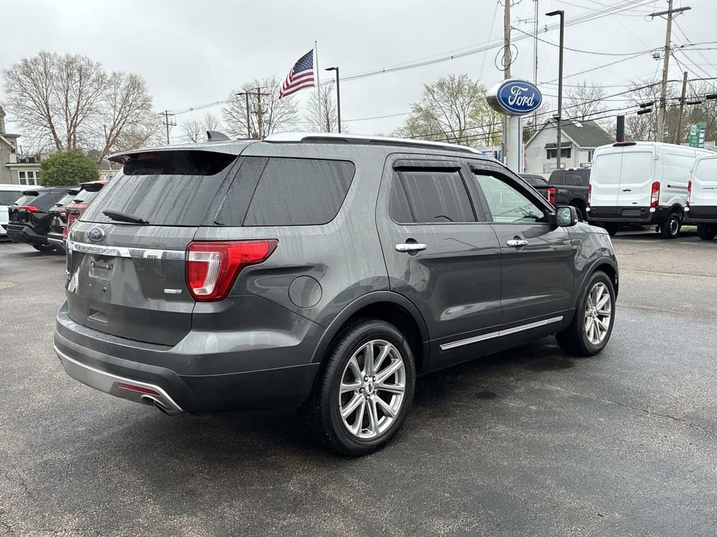 Used 2017 Ford Explorer Limited AWD/4WD image 7