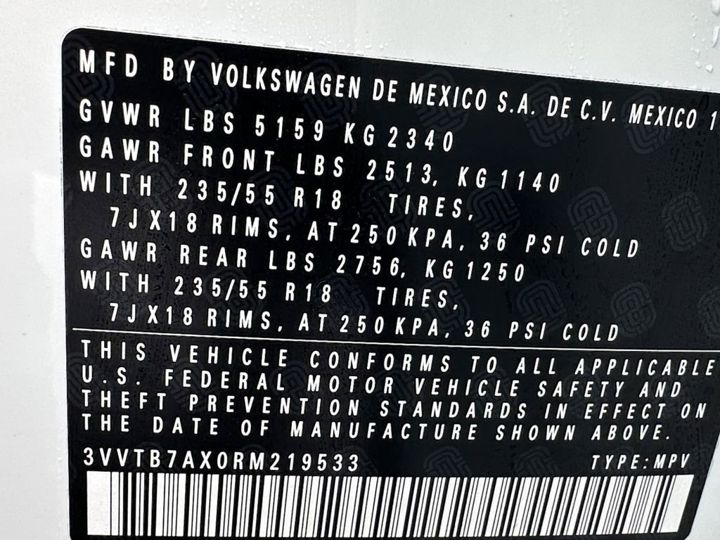 Used 2024 Volkswagen Tiguan Wolfsburg Edition image 26