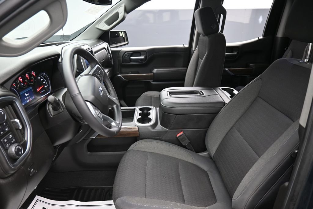 Used 2019 Chevrolet Silverado 1500 RST w/ All-Star Edition AWD/4WD image 11