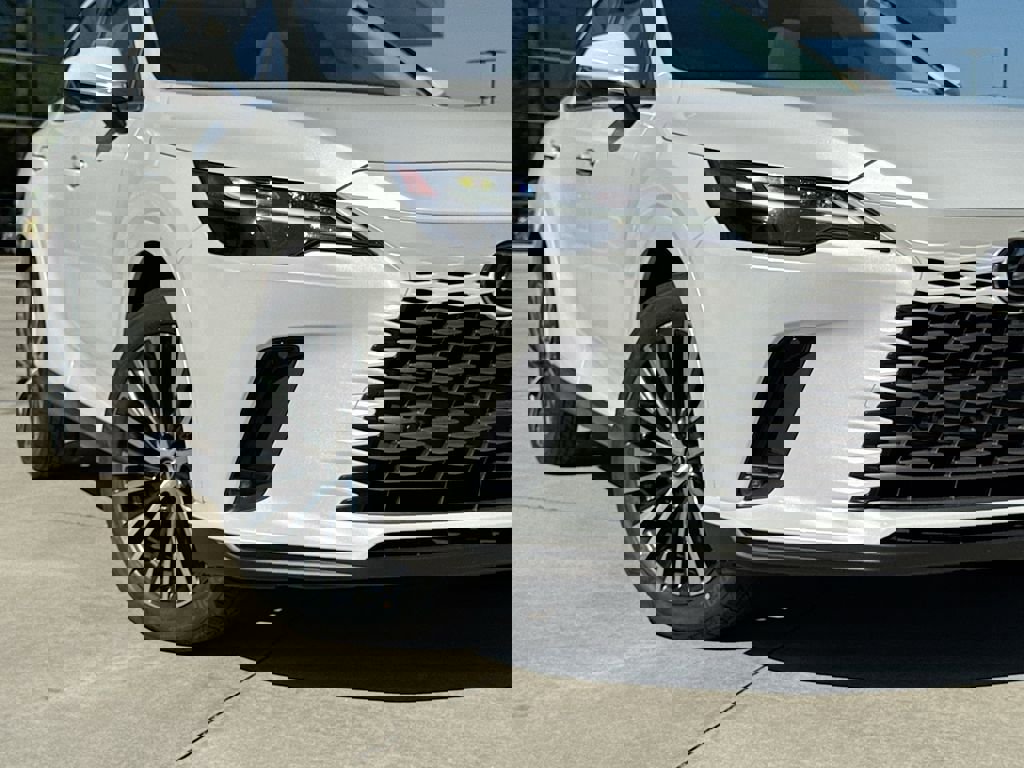 Used 2023 Lexus RX 350 Premium Plus w/ Cold Area Package image 10