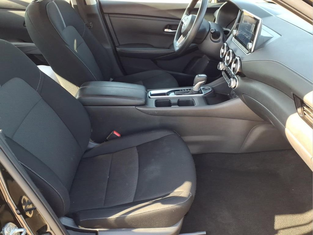 Used 2024 Nissan Sentra SV image 15