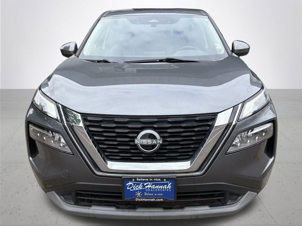 Certified 2023 Nissan Rogue SV image 3