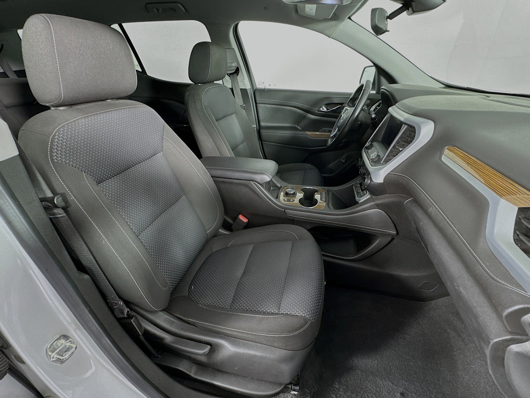 Used 2020 GMC Acadia SLE w/ Driver Convenience Package image 28