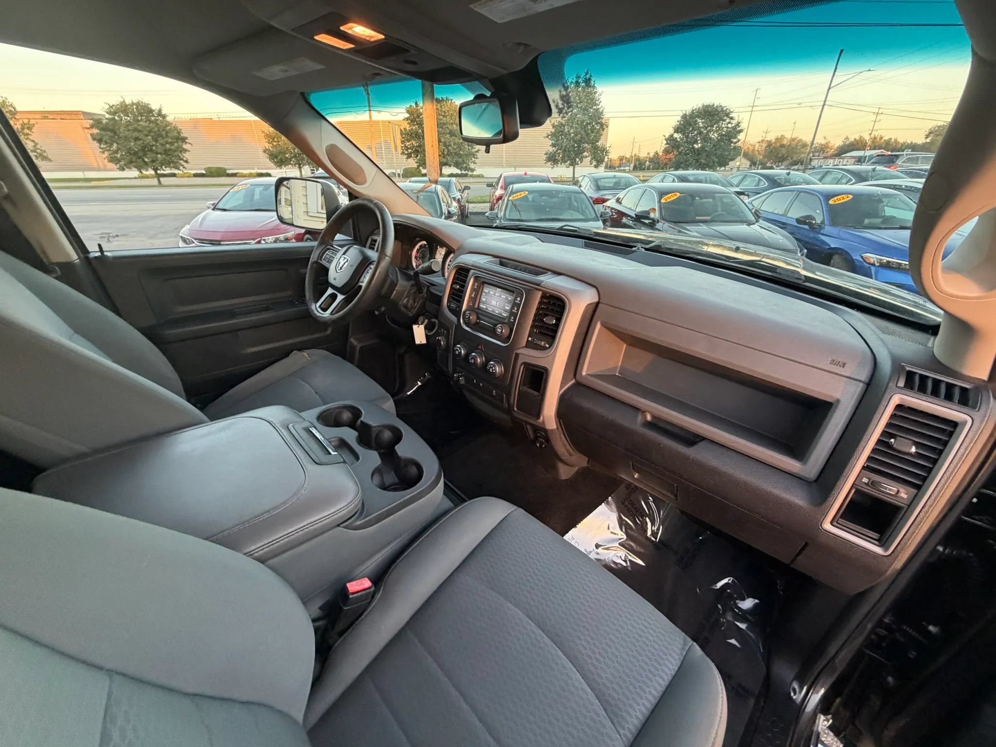 Used 2016 RAM 2500 Tradesman w/ Chrome Appearance Group AWD/4WD image 27